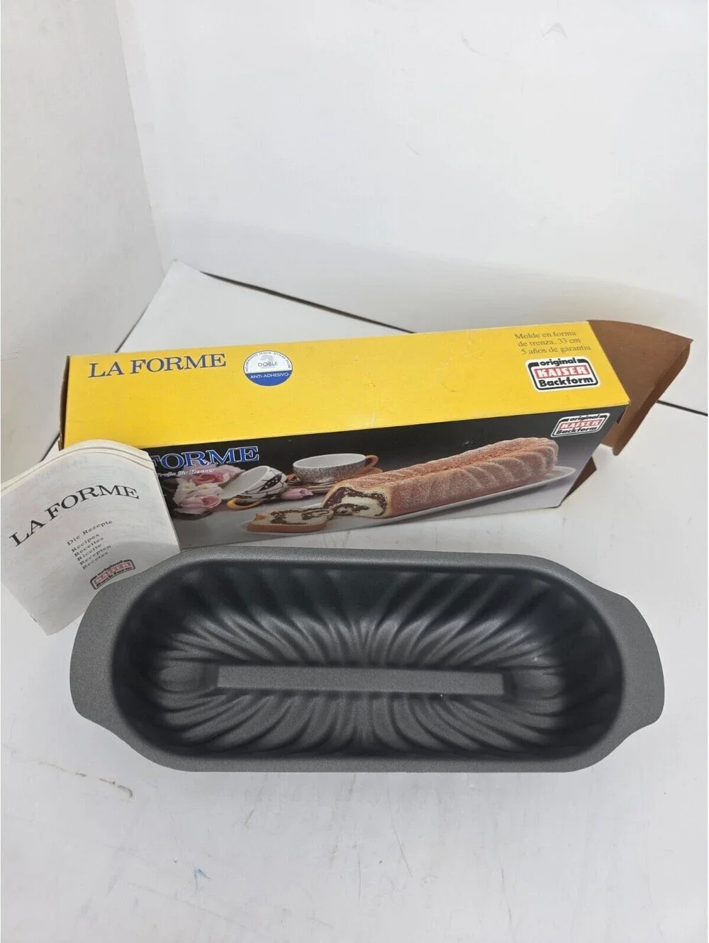 Original Kaiser La Forme Braided Loaf Pan (Zopfform) 7 Cup Capacity